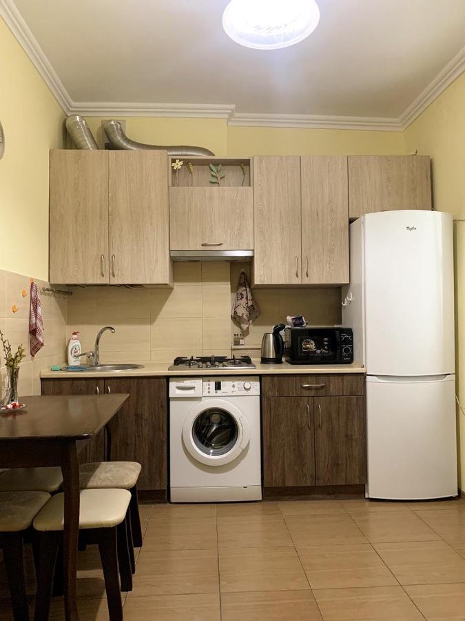 Homey On Vicheva Str. Апартаменти Львів